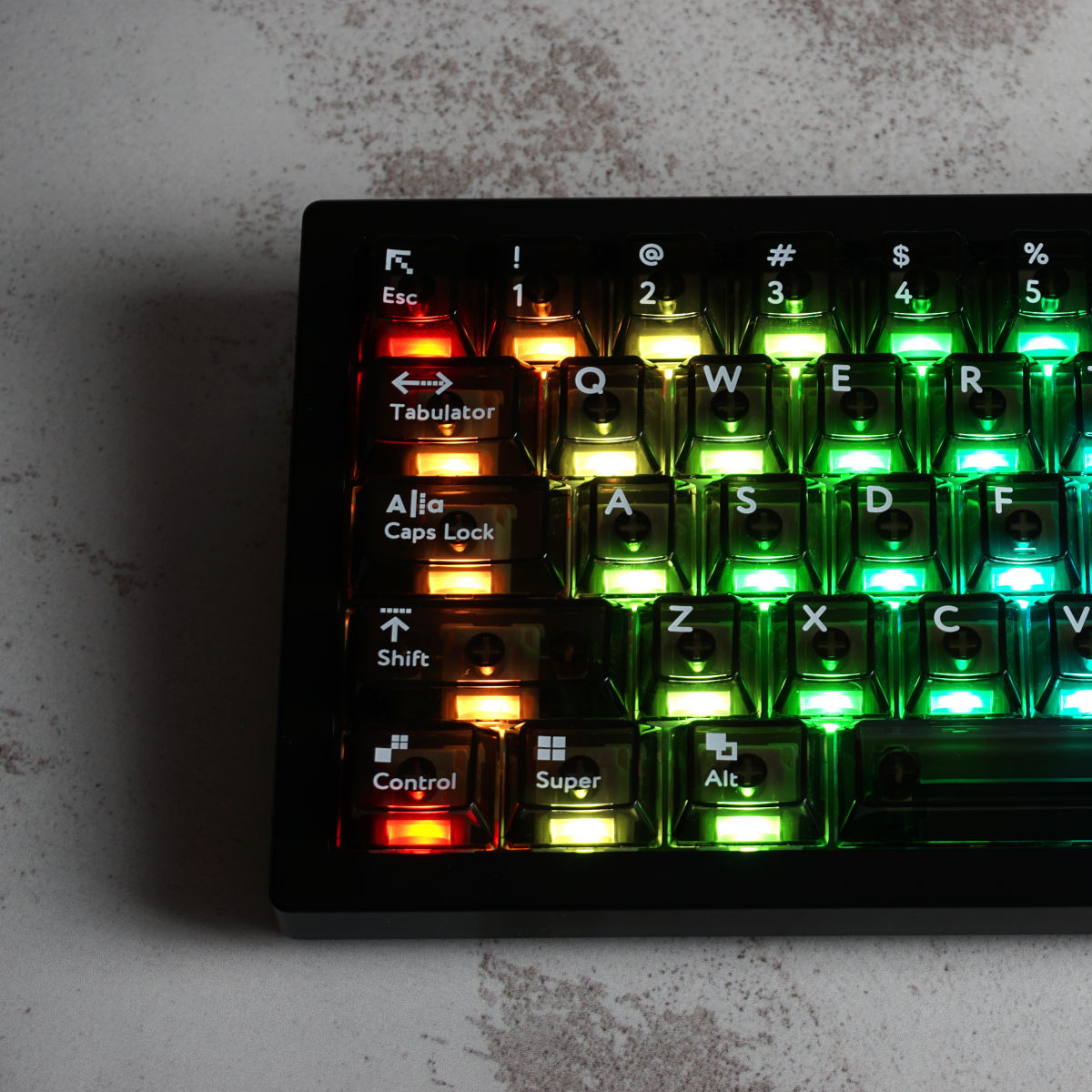 Keycapy Aifei półprzezroczyste ze wsparciem RGB