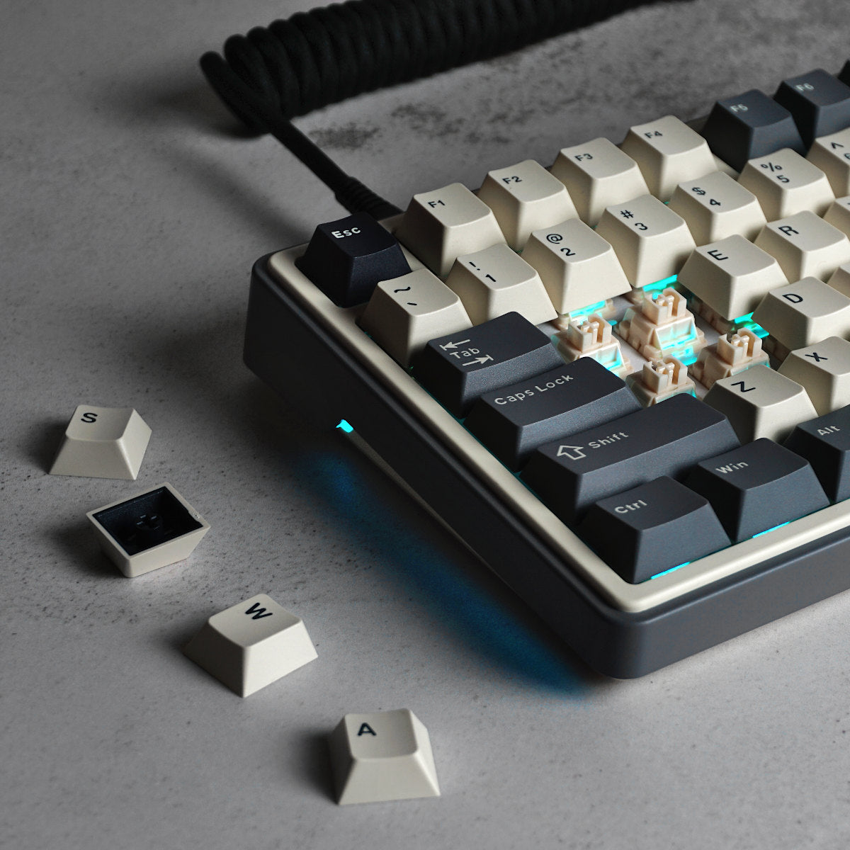 Klawiatura mechaniczna R87 Pro z podświetleniem RGB