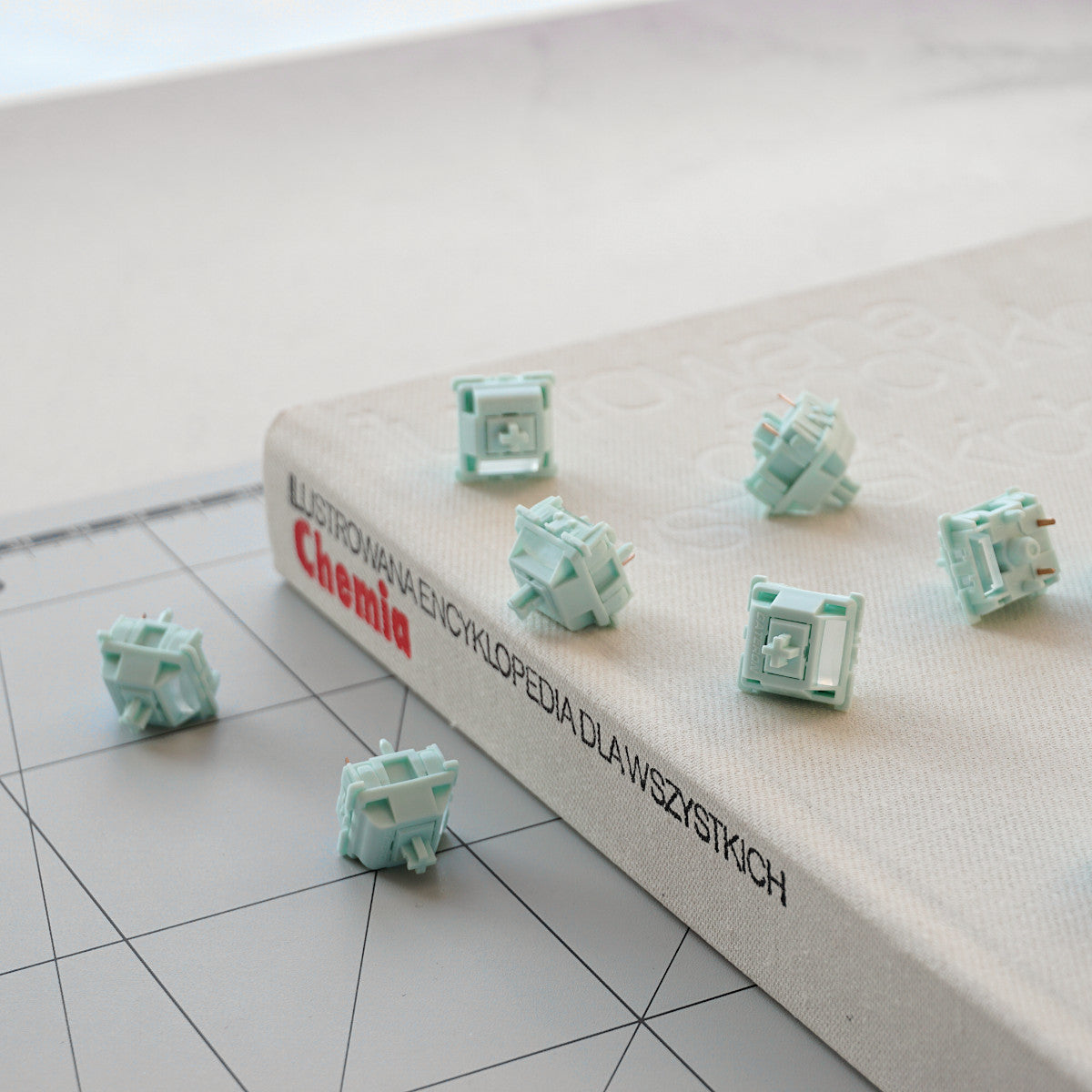 Switche liniowe Gateron Mint Smoothie ciche do klawiatury