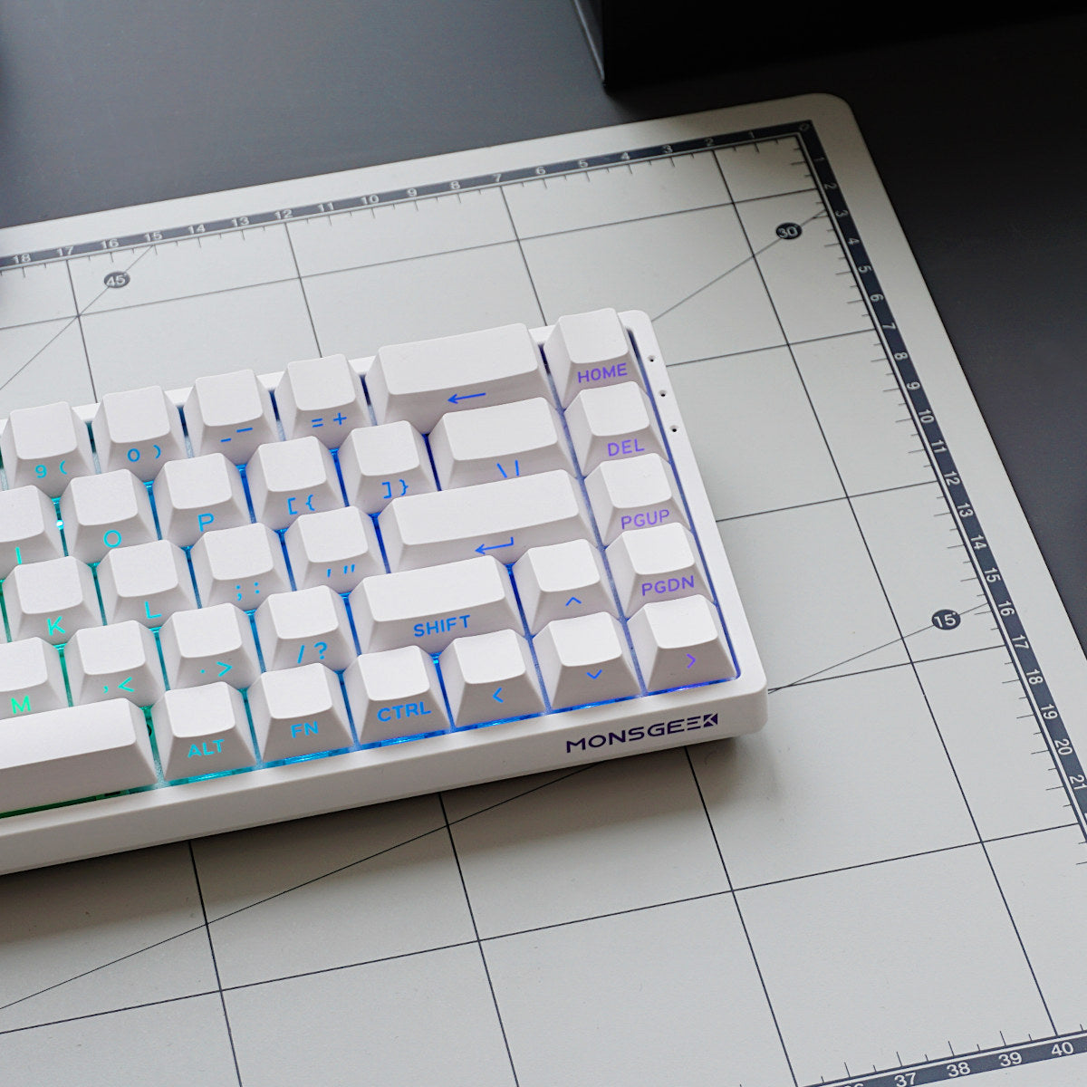 Klawiatura Magnetyczna MonsGeek Fun68 HE Biała RGB