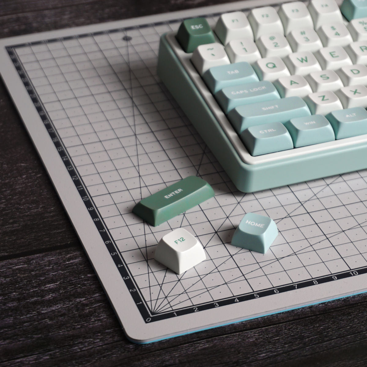 Klawiatura mechaniczna R75 z keycapami Doubleshot PBT